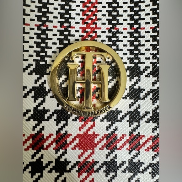 Tommy Hilfiger Mini Plaid Gold Hardware Logo Purse Backpack Summer Getaway Bag - Picture 3 of 6